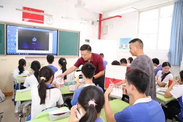 三程暖意,助力巅峰——红岭石厦中考暖心护航系列活动圆满收官-第71张图片-四季读书网