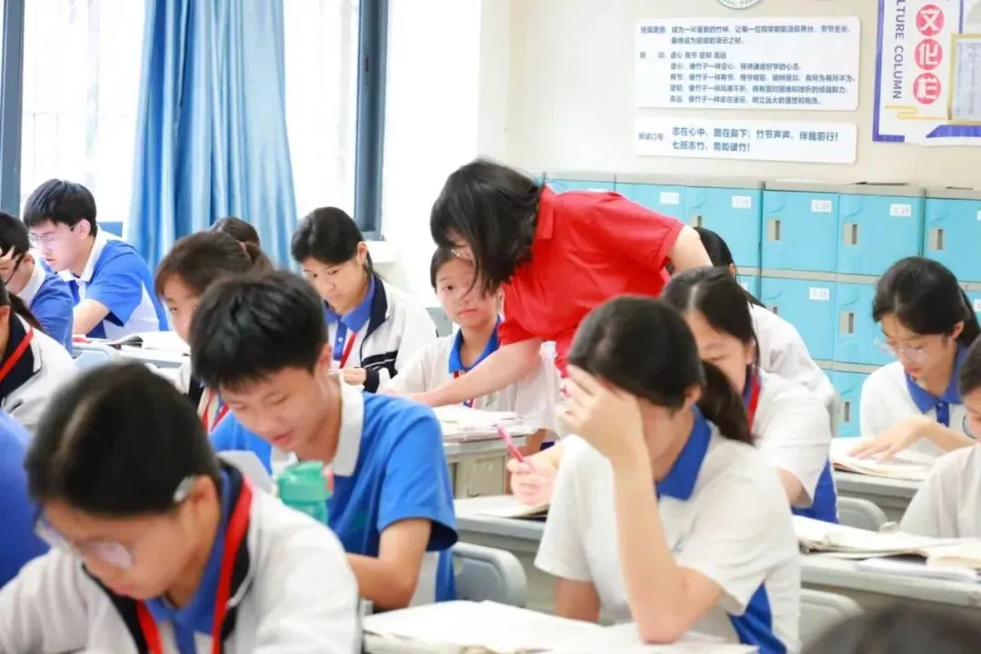 直击深圳中考首日,罗湖少年冲呀!-第21张图片-四季读书网