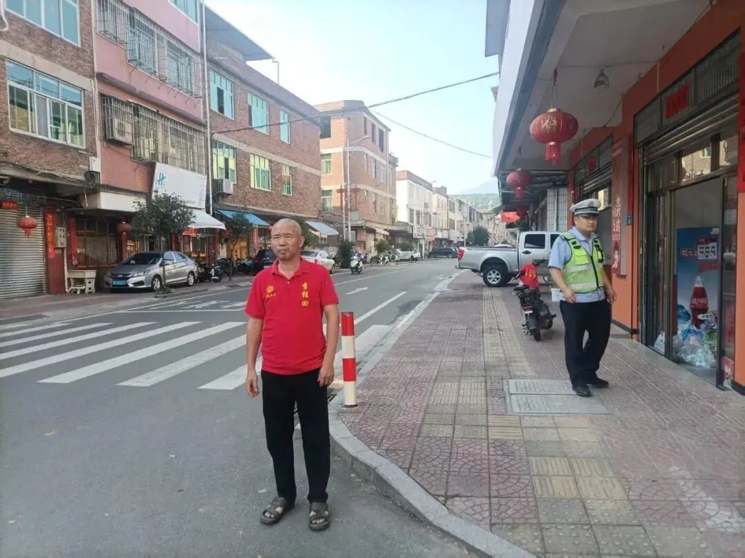 护航中考平安同行|安溪义工协会湖头服务队暖心守护学子追梦路-第4张图片-四季读书网