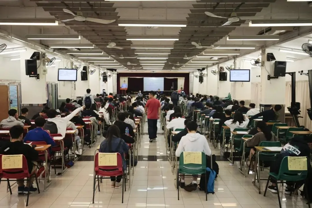 2026深圳中考今日开考!想考完中考出分再去香港插班?Band1名校名额早已抢空,手握香港身份也救不了-第2张图片-四季读书网