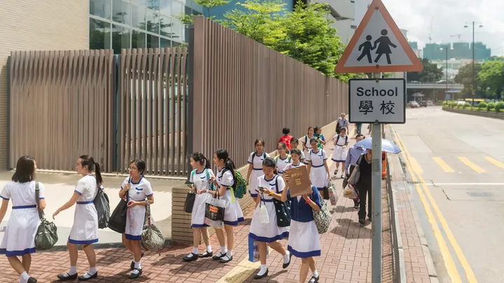 2026深圳中考今日开考!想考完中考出分再去香港插班?Band1名校名额早已抢空,手握香港身份也救不了-第6张图片-四季读书网