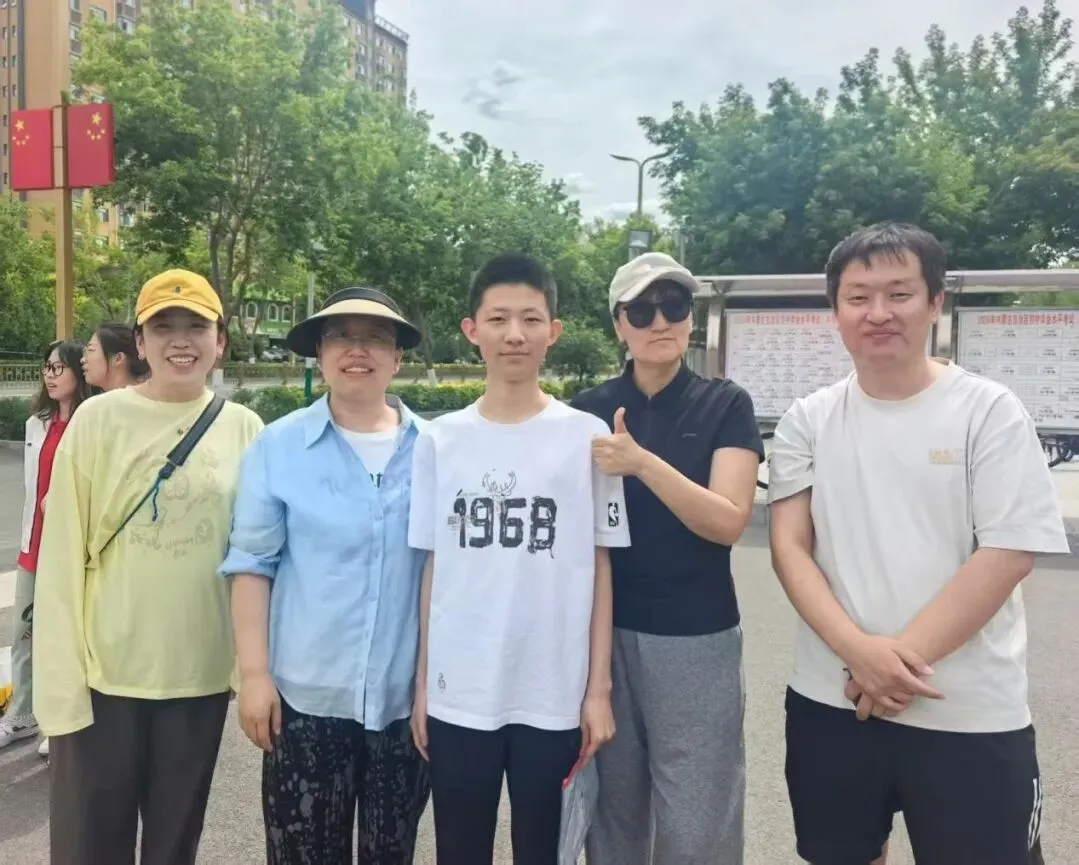 暖心送考 静待花开|锡市一中教师中考送考纪实-第16张图片-四季读书网