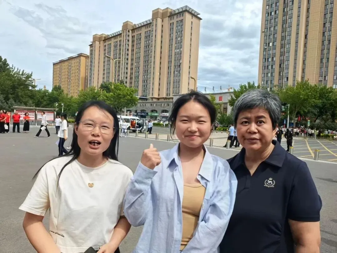 暖心送考 静待花开|锡市一中教师中考送考纪实-第19张图片-四季读书网