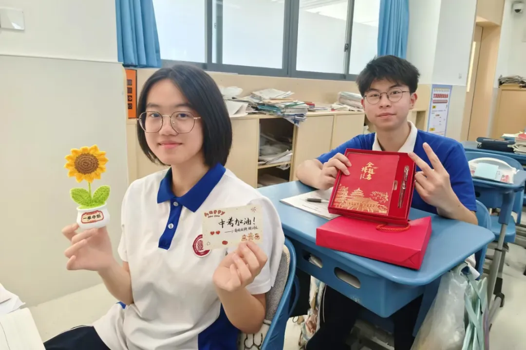 以青春之名,赴梦想之约!直击福田中考首日-第17张图片-四季读书网