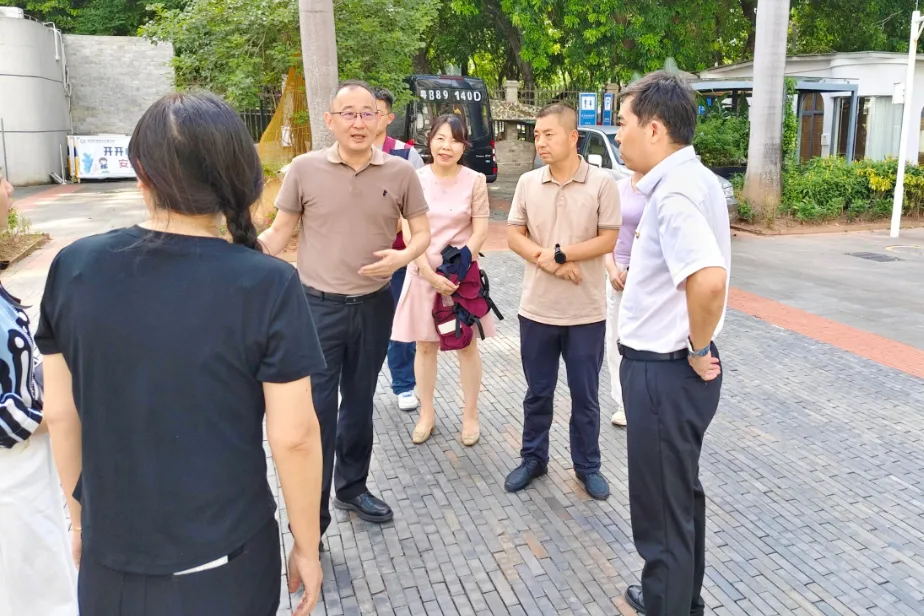 以青春之名,赴梦想之约!直击福田中考首日-第64张图片-四季读书网