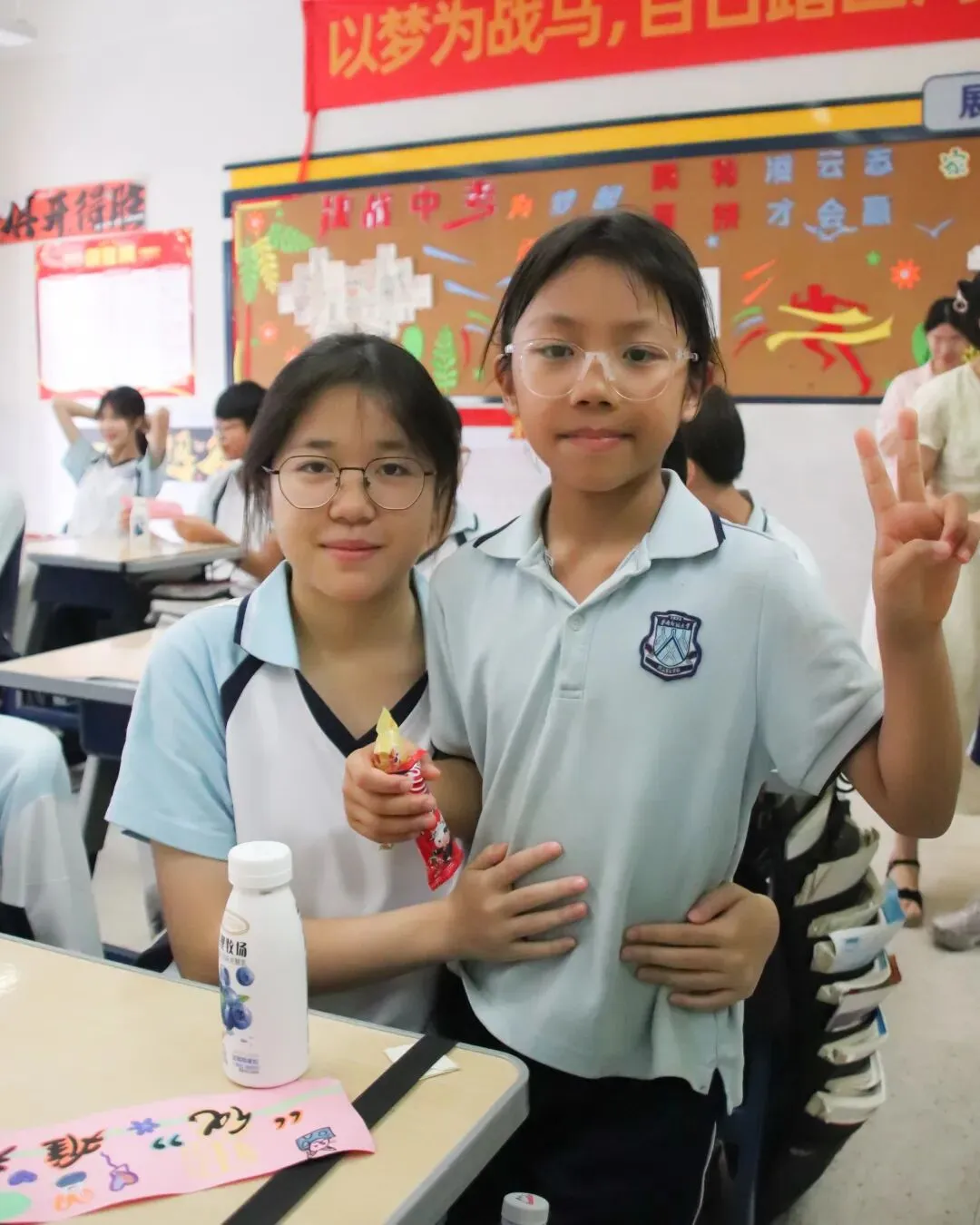 小学学子送祝福,初三中考创辉煌——童心寄期许,肇庆华赋萌娃暖心助力-第18张图片-四季读书网