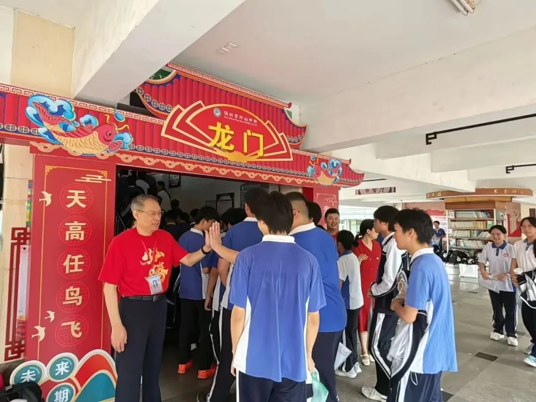 中考首日 | 执笔战中考 少年启华章-第48张图片-四季读书网
