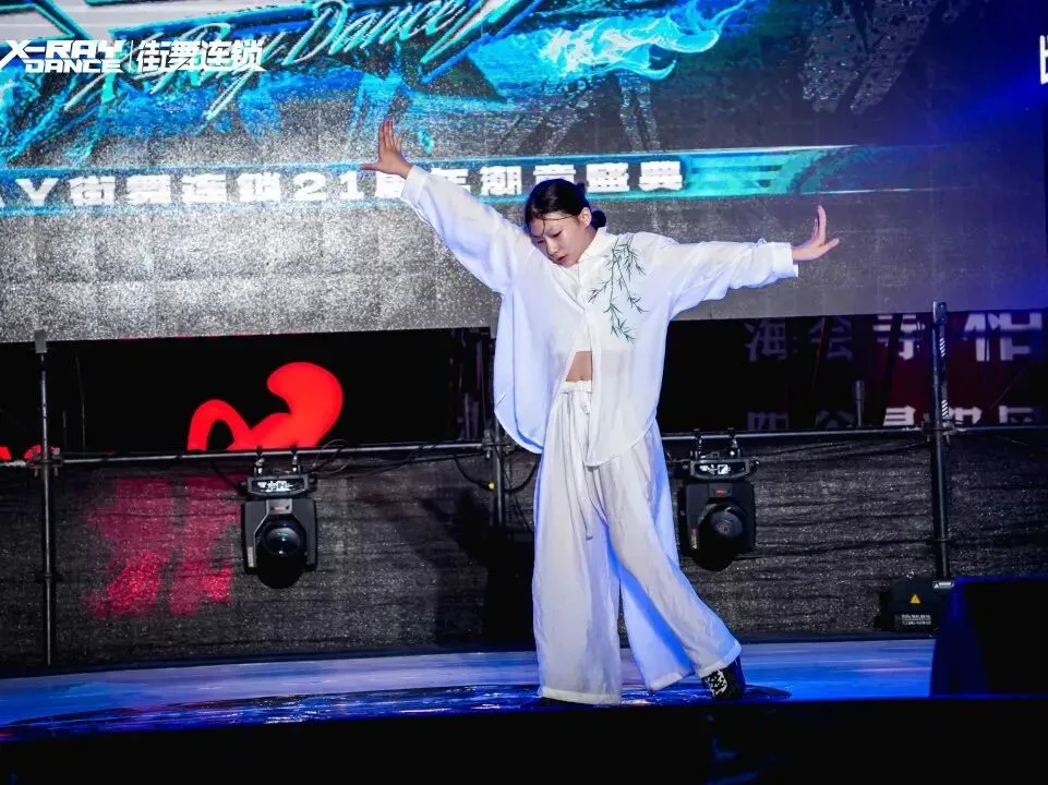 街舞中考加分 | 热烈祝贺我校多名学员喜获一中、三中等校自主招生加分!-第18张图片-四季读书网