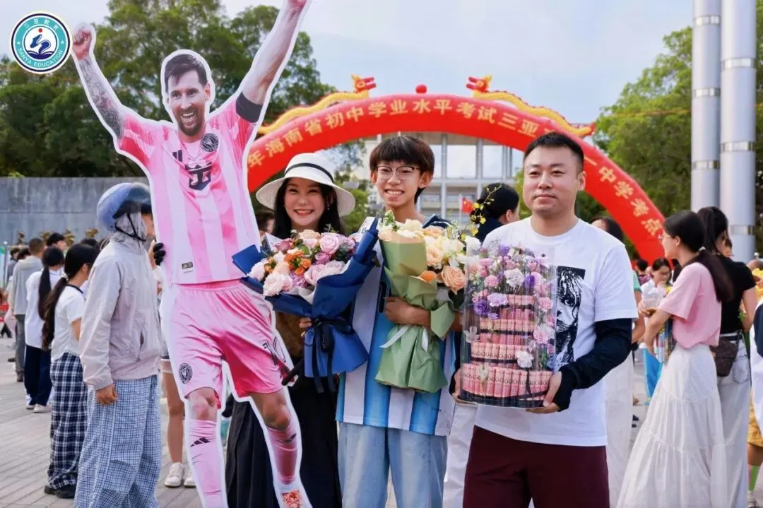 笔锋收盛夏,少年赴新程!三亚中考圆满收官-第15张图片-四季读书网