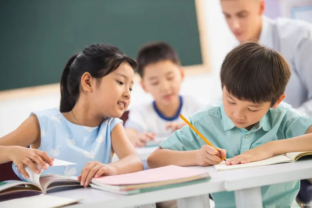 13.8万考生创历史新高!2026上海中考:5万孩子分流背后,藏着很多家长都没看懂的信号-第6张图片-四季读书网