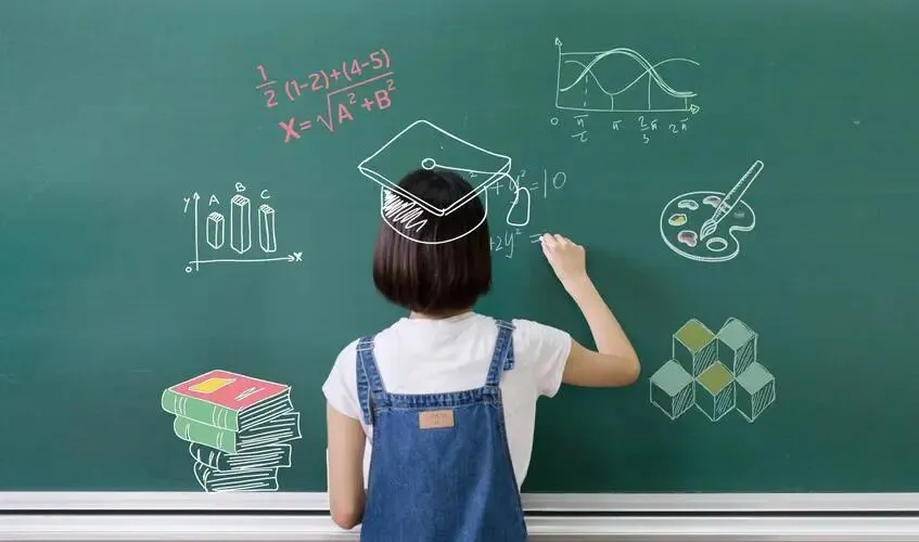 13.8万考生创历史新高!2026上海中考:5万孩子分流背后,藏着很多家长都没看懂的信号-第11张图片-四季读书网