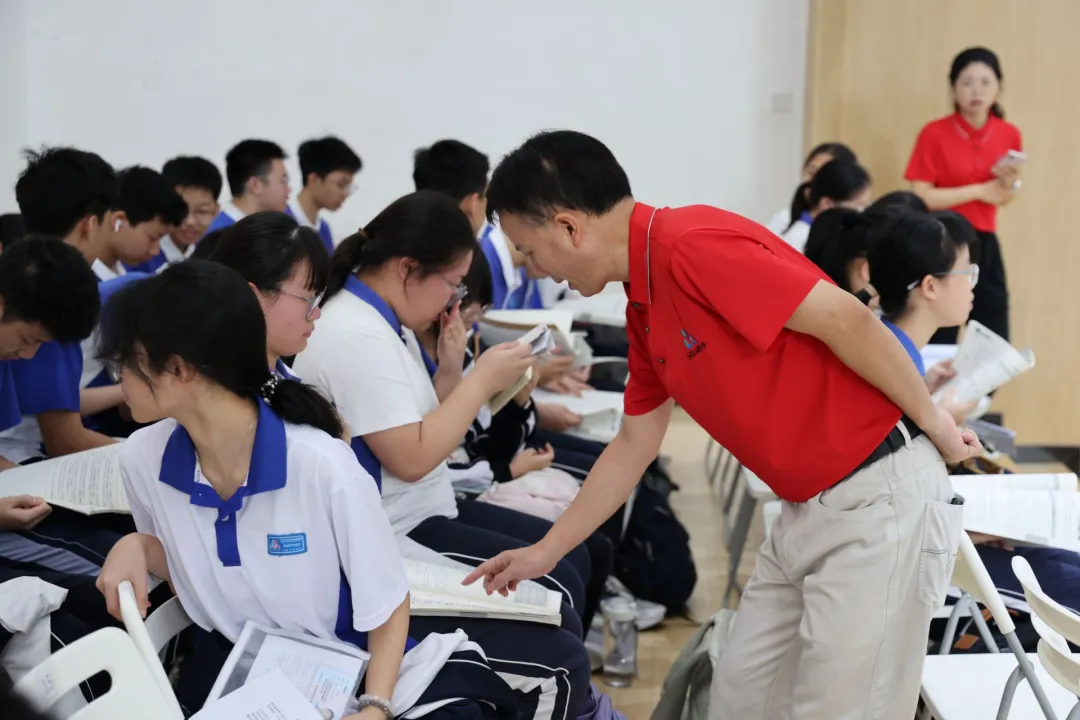 深圳中考今天开始了!直击现场→-第19张图片-四季读书网