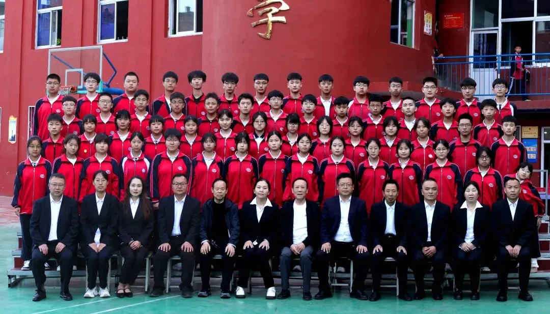 温情相伴迎中考 暖心护航赴荣光——湫水中学助力中考纪实-第21张图片-四季读书网