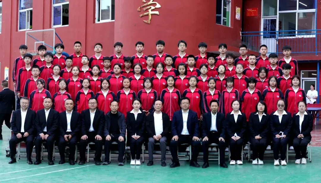 温情相伴迎中考 暖心护航赴荣光——湫水中学助力中考纪实-第24张图片-四季读书网