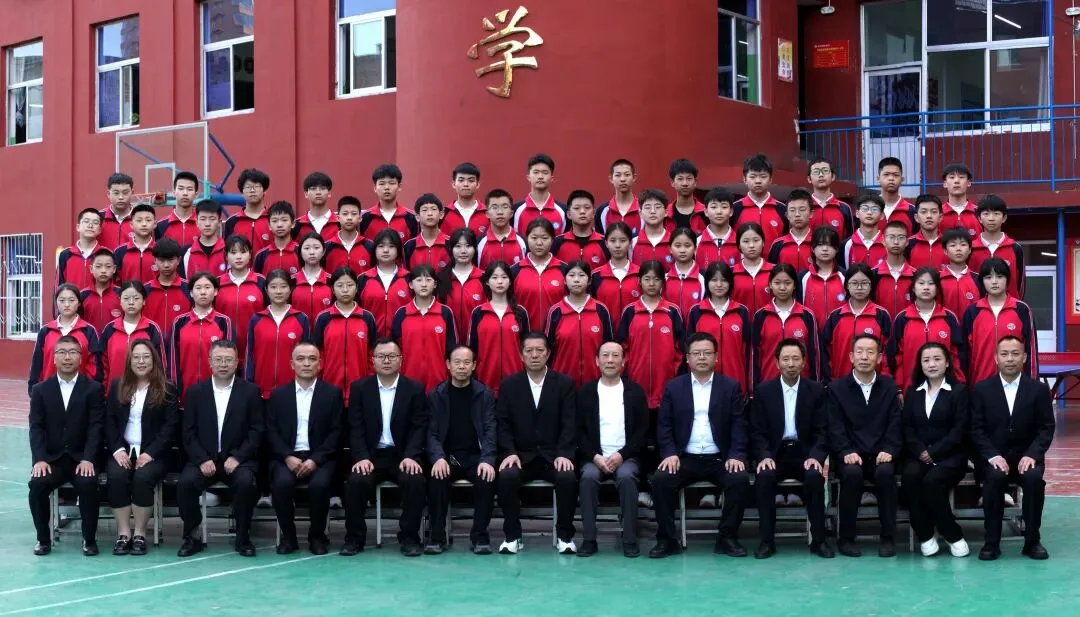 温情相伴迎中考 暖心护航赴荣光——湫水中学助力中考纪实-第25张图片-四季读书网