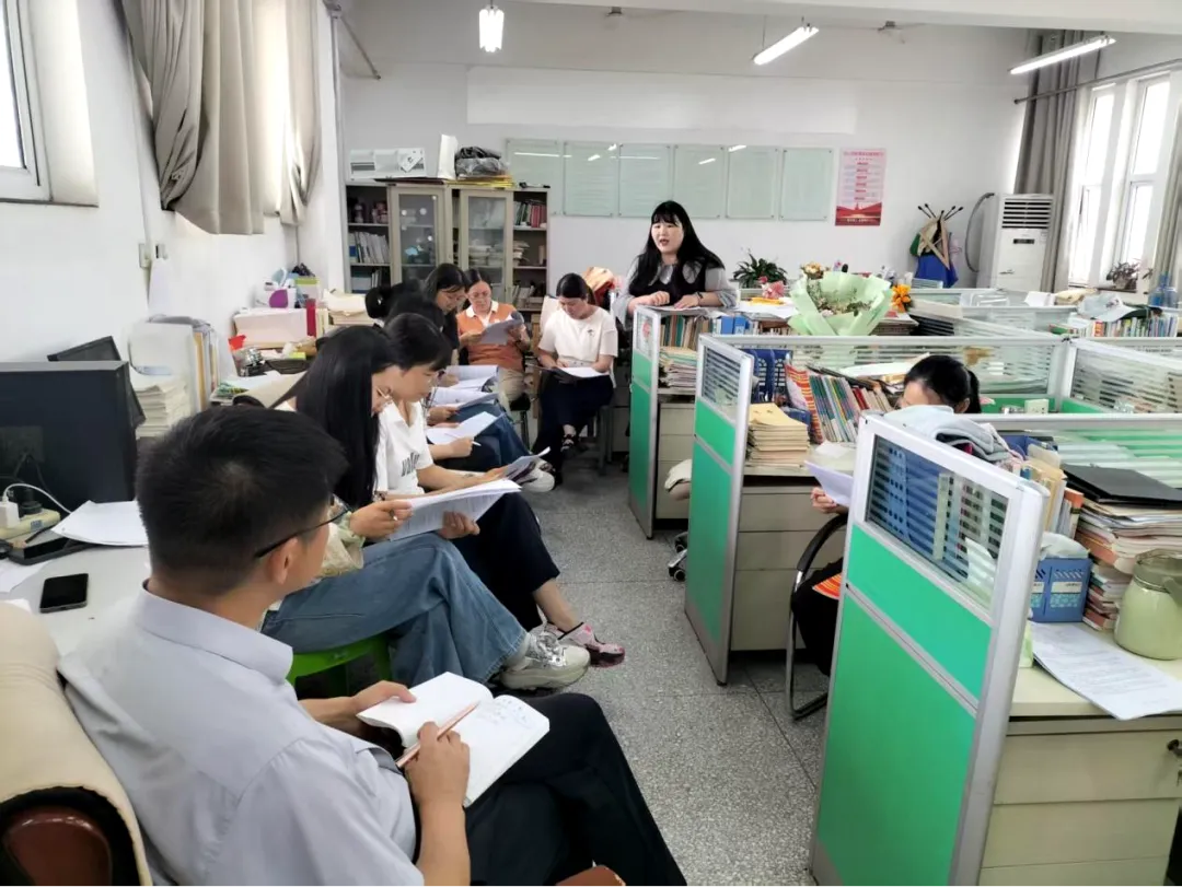 研析真题把脉中考 深耕课堂聚力提质——平顶山市第七中学开展2026年中考试卷专项教研活动-第1张图片-四季读书网