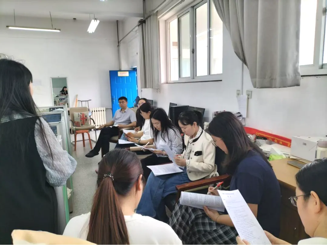 研析真题把脉中考 深耕课堂聚力提质——平顶山市第七中学开展2026年中考试卷专项教研活动-第2张图片-四季读书网
