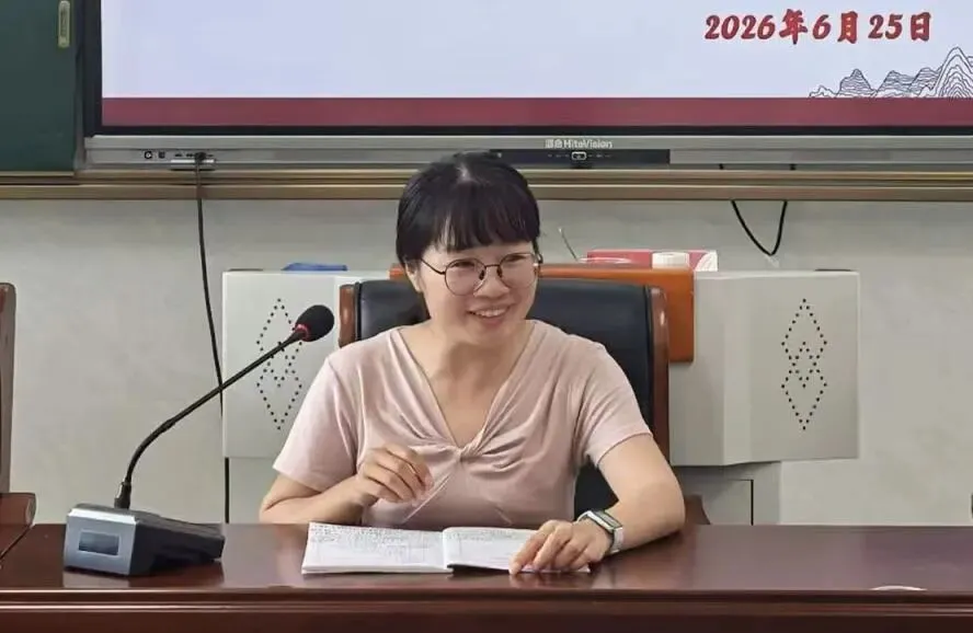 溯源真题明备考,AI赋能优课堂——赣州市高中化学刘智勇名师工作室莅临龙南市阳明中学开展教研交流活动-第26张图片-四季读书网