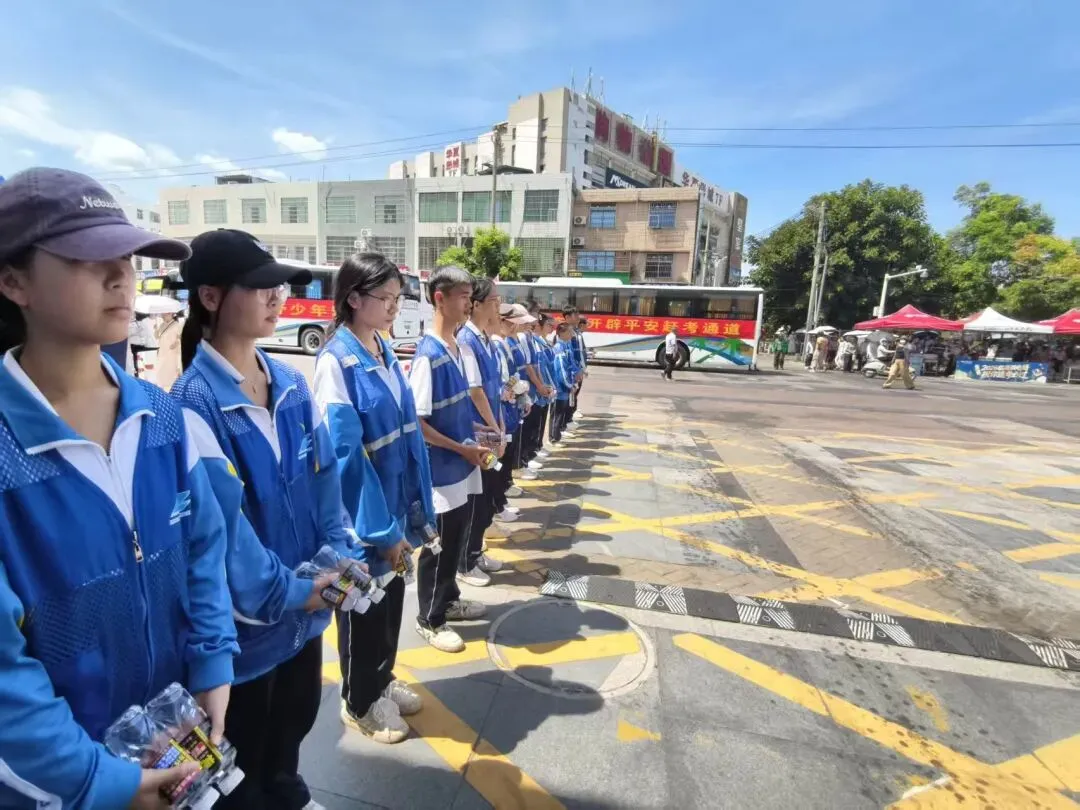 青力汇聚,护航中考丨团临高县委中考爱心服务圆满收官-第22张图片-四季读书网