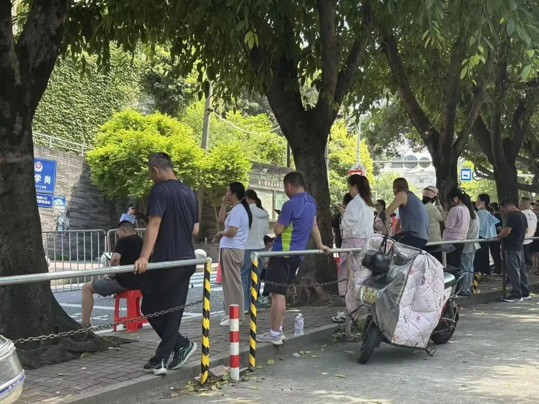 多重节日相逢护航中考学子-第3张图片-四季读书网