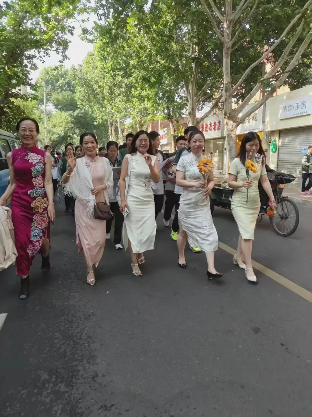 中考落幕,妈妈永远是孩子一生的底气-第12张图片-四季读书网