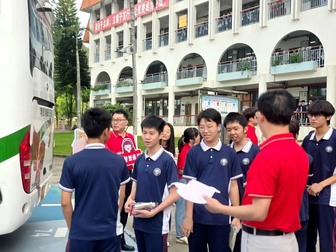 致中考少年:乾坤未定,你我皆是黑马!-第5张图片-四季读书网