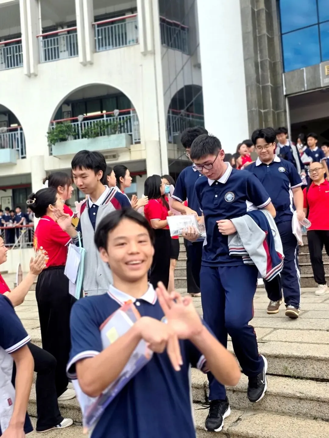 致中考少年:乾坤未定,你我皆是黑马!-第29张图片-四季读书网