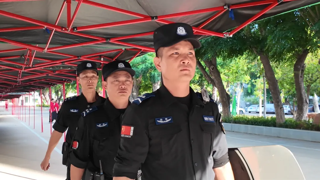 “警”随中考 东方公安为梦想护航!-第9张图片-四季读书网
