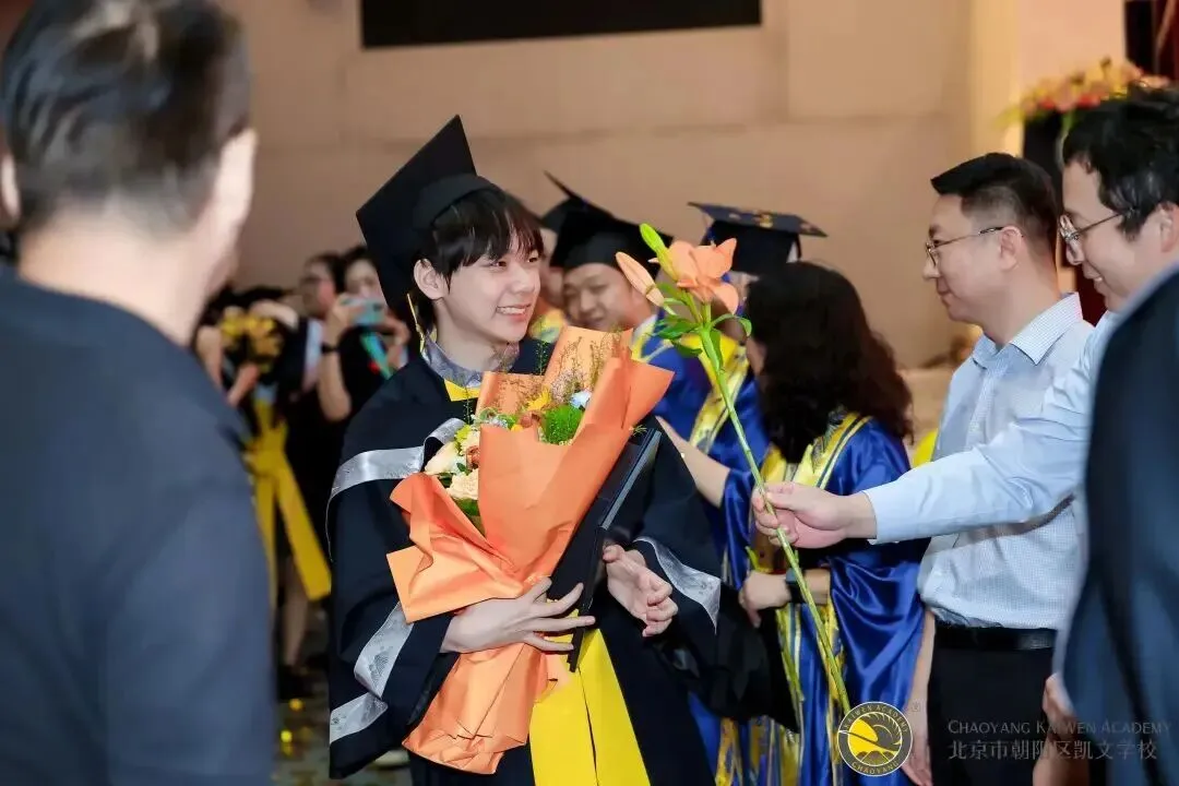 毕业生专访|中考偏科逆袭到帝国理工,他在朝阳凯文把热爱炼成底气-第14张图片-四季读书网
