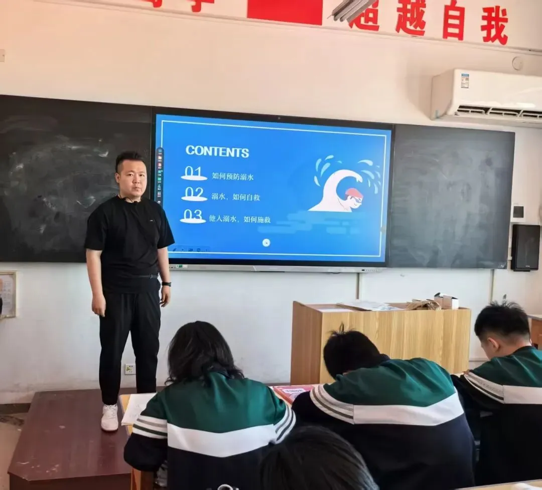 中考落幕 平安一夏|任丘三中致全体九年级毕业生及家长的一封信-第1张图片-四季读书网
