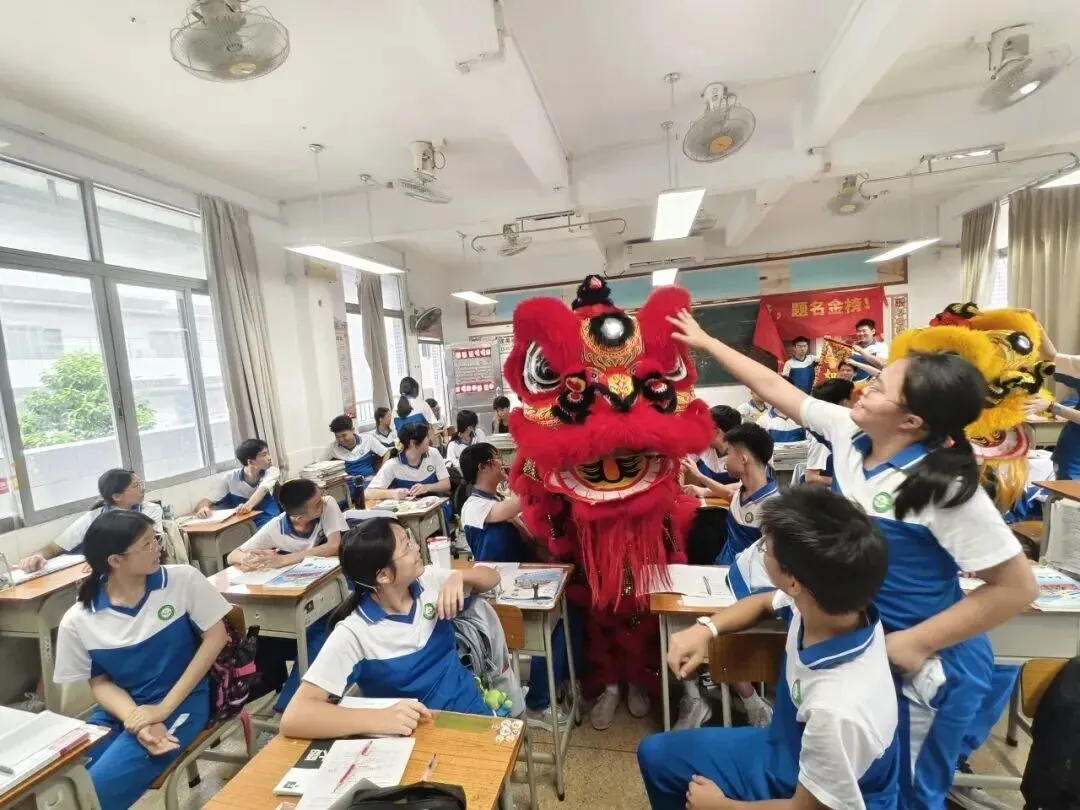 太热血啦!佛山各校中考助威大PK!哪一所最戳中你心?-第64张图片-四季读书网
