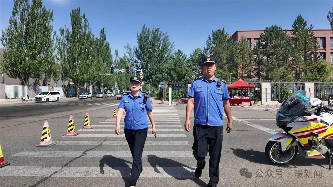 加油,少年!鄂尔多斯中考现场直击��-第10张图片-四季读书网