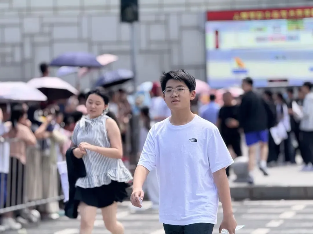 中考落笔!大庆少年奔赴下一程山海-第5张图片-四季读书网
