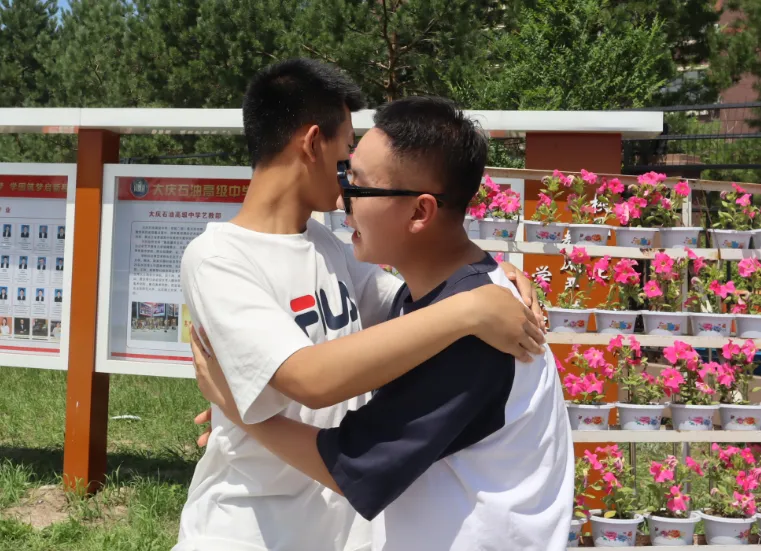 中考落笔!大庆少年奔赴下一程山海-第18张图片-四季读书网
