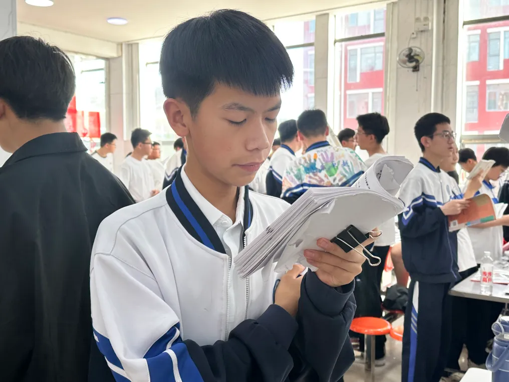 中考第一天!与衡越一起见证少年的全力以赴!-第32张图片-四季读书网