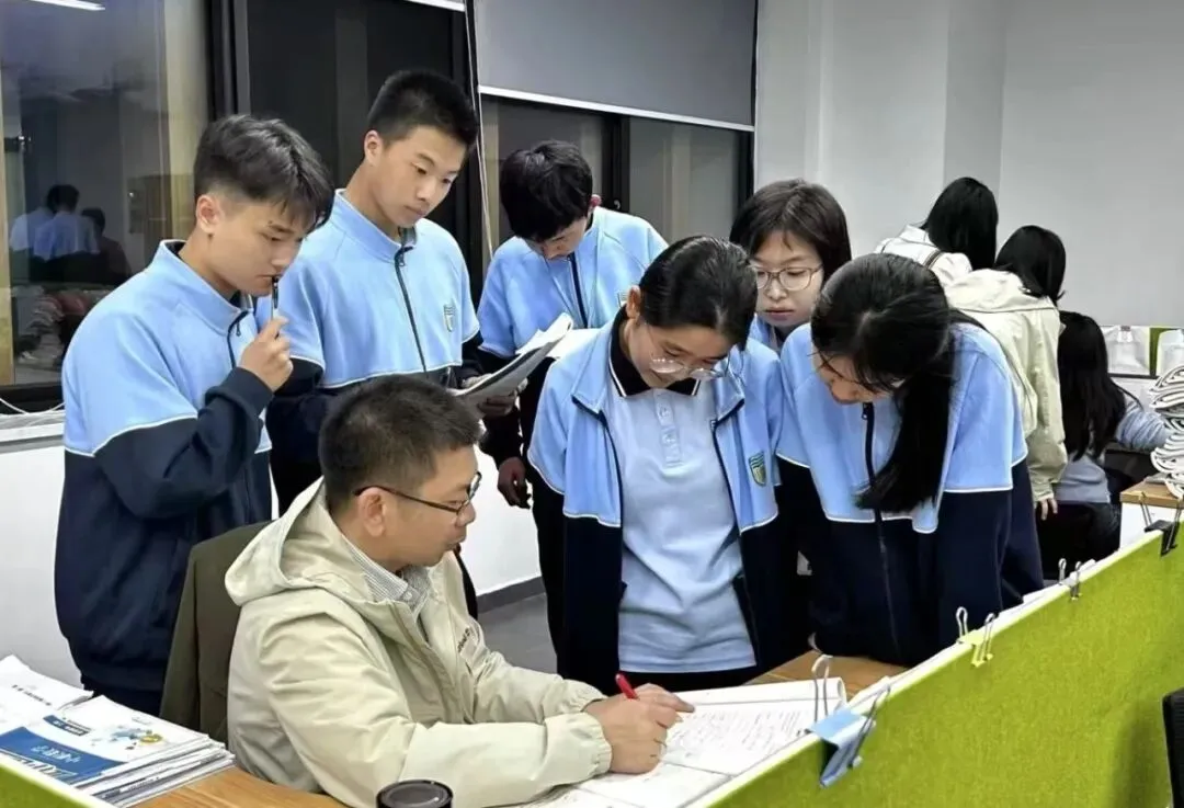 中考出分前必看!职教高考火热报名中!-第12张图片-四季读书网