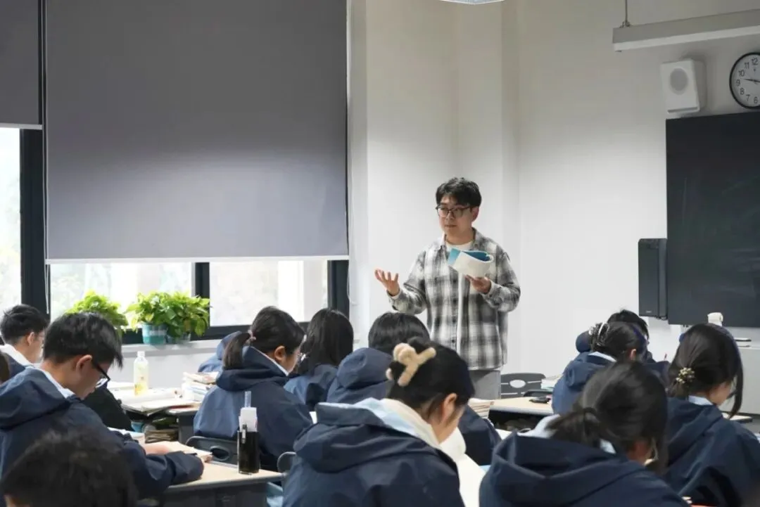 中考出分前必看!职教高考火热报名中!-第13张图片-四季读书网