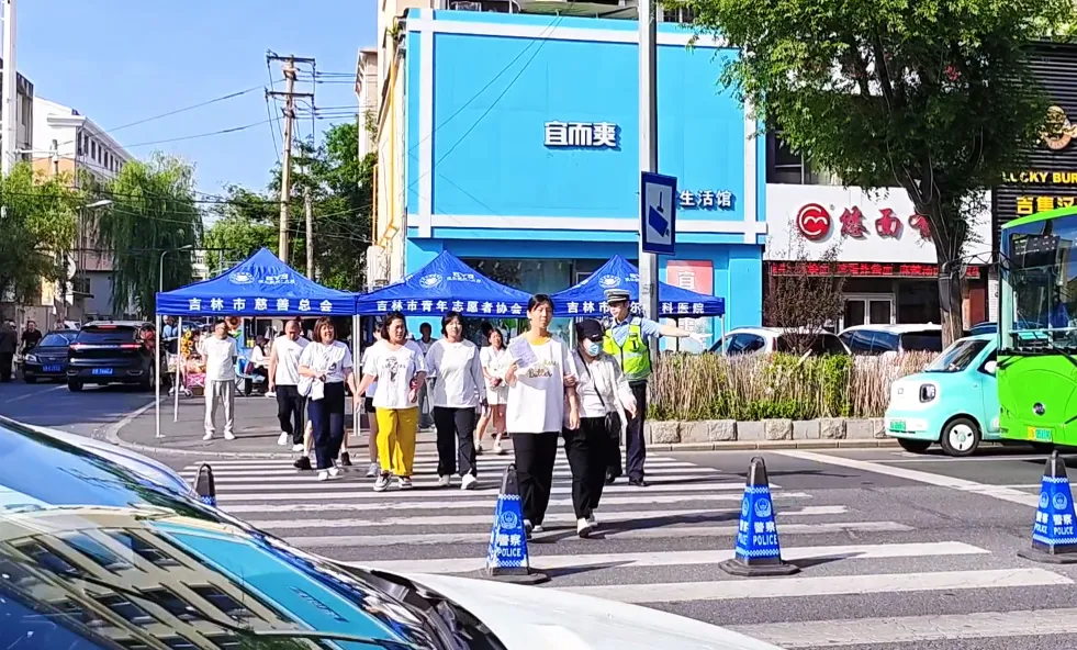 中考首日,江城公安“护考模式”准时上线!-第12张图片-四季读书网