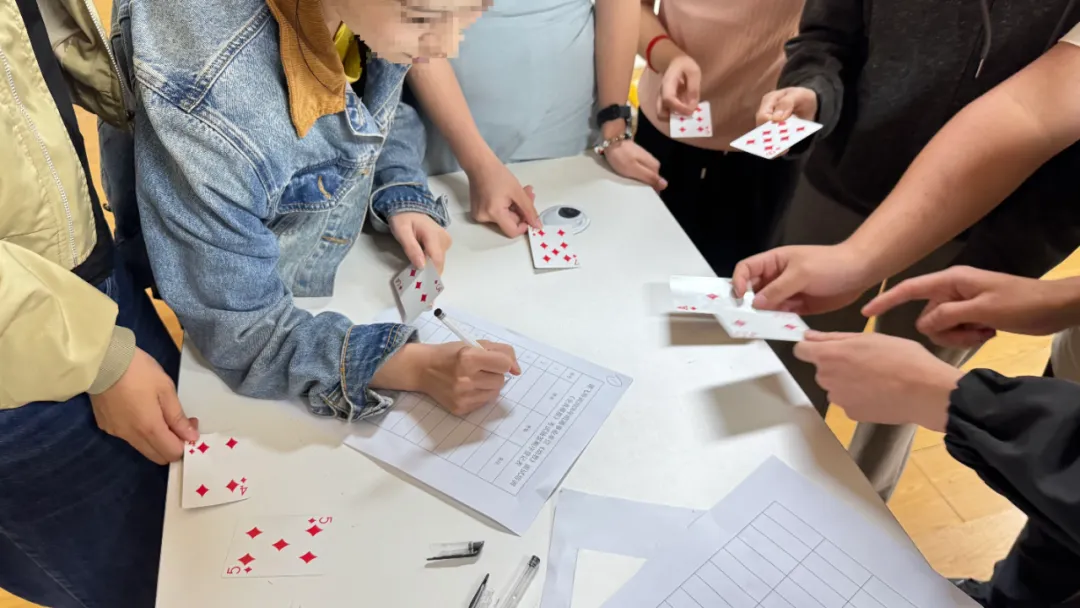 昭通市2026年事业单位幼教面试真题,考试内容复杂,目前几乎都是70多分!-第8张图片-四季读书网