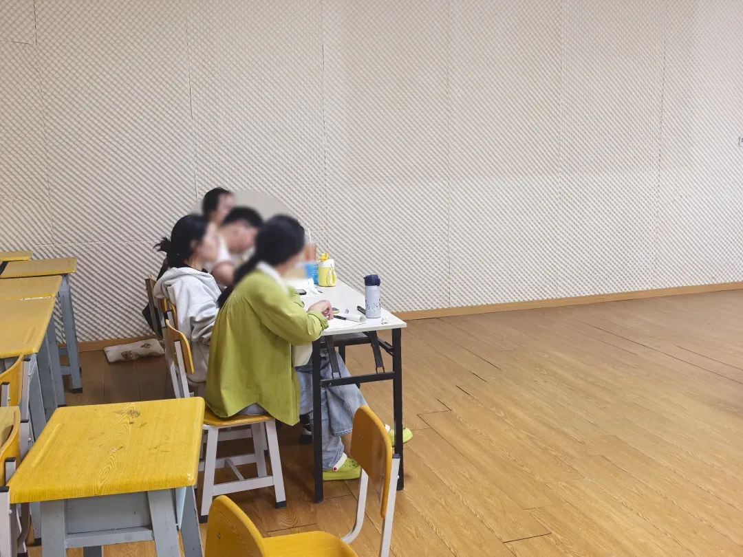 昭通市2026年事业单位幼教面试真题,考试内容复杂,目前几乎都是70多分!-第19张图片-四季读书网