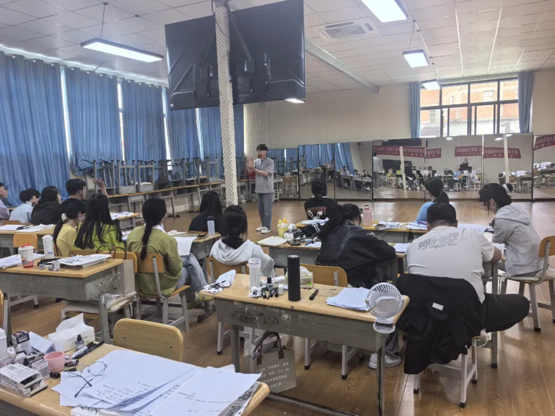 昭通市2026年事业单位幼教面试真题,考试内容复杂,目前几乎都是70多分!-第20张图片-四季读书网