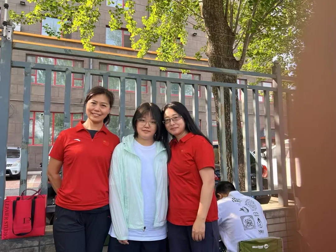 【魅力学府|直击中考】 你执笔奔赴梦想,我满怀温情守望——2026届吉林省实验中学教师团队带考掠影(一)-第20张图片-四季读书网