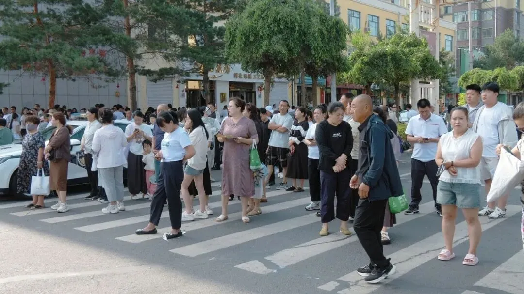 扶余中考首日|执笔逐光,“试”不可挡!-第8张图片-四季读书网