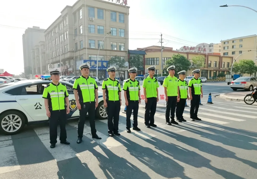 护航中考 | 从“畅通路”到“安全门”,双辽公安首日“三项举措”温情护考-第5张图片-四季读书网