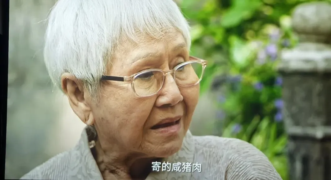 高州市初三级第三次模拟考试优秀作文:《守望》-第2张图片-四季读书网