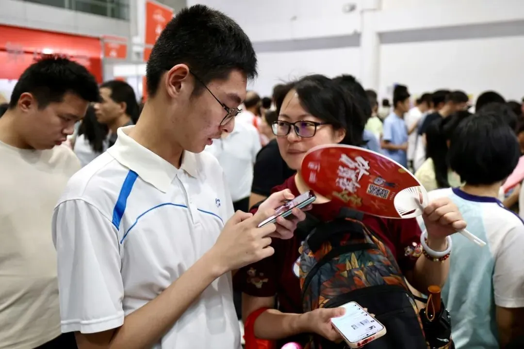 中考志愿填报开始!福州近百所学校面对面、一对一给你最优解!-第12张图片-四季读书网