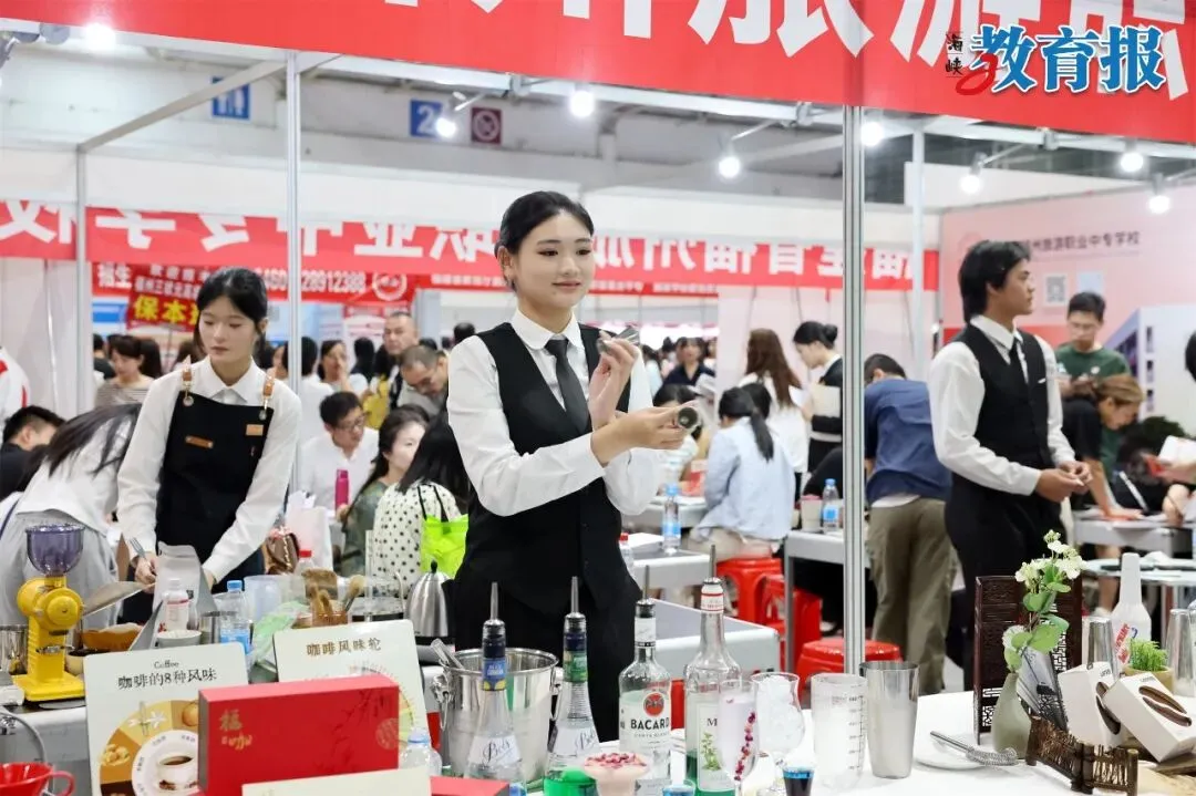 中考志愿填报开始!福州近百所学校面对面、一对一给你最优解!-第17张图片-四季读书网