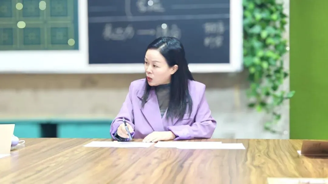 中考作文方向变了,才发现“真作文”早已在那里等它——这就是我用“两支笔写作”的本心-第1张图片-四季读书网