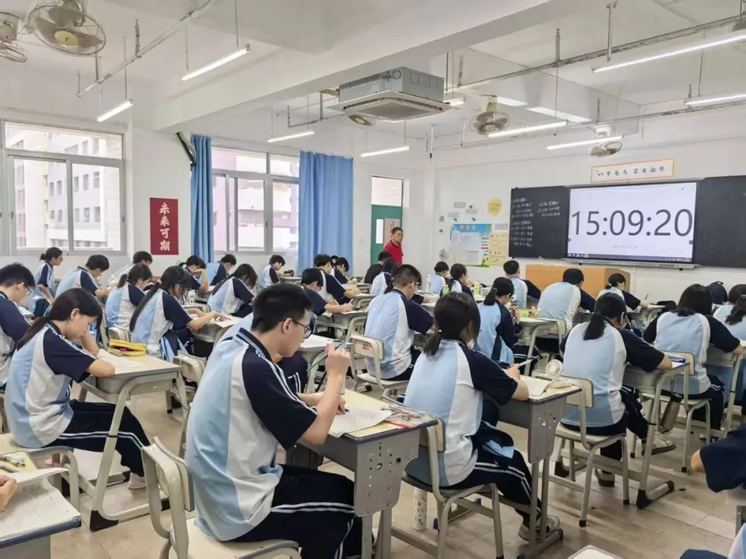 中考加油!全力以赴!-第36张图片-四季读书网