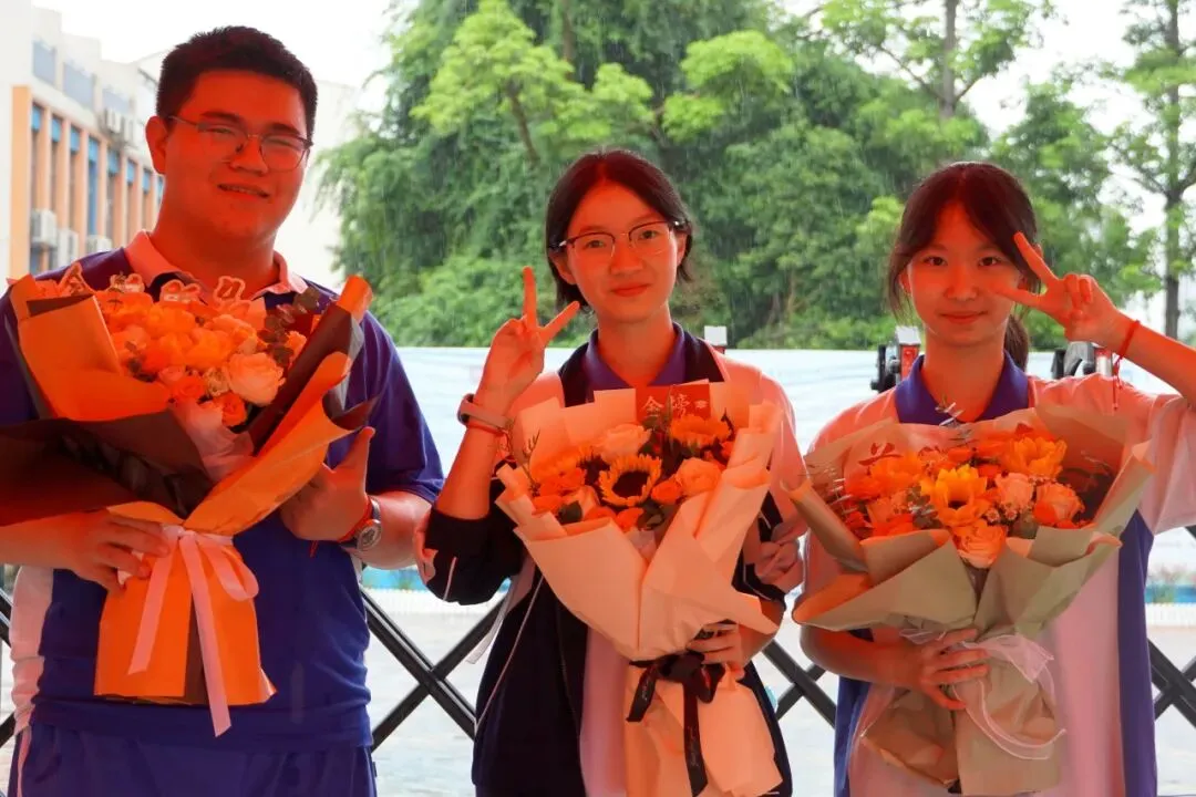 【中考收官】铃响收笔赴旷野,少年新程正启航-第56张图片-四季读书网